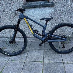 nukeproof giga 297.    29/27.5  size S