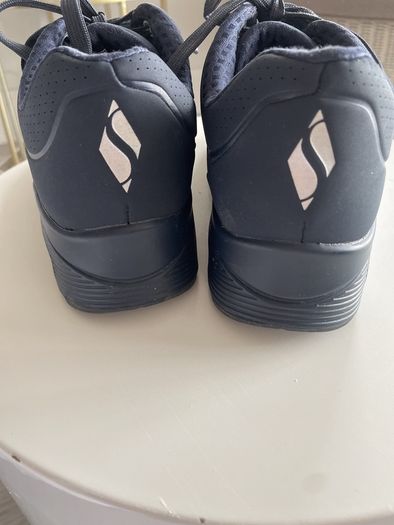 Navy Memory Foam Sketchers size 5.5