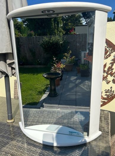 wall mounted mirror cabinet