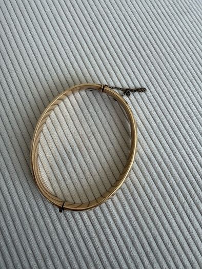 Stunning Vintage Mid-Century 9ct Gold "B.Core" Geometric Faceted Hinged Bangle