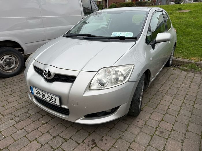 Toyota Auris 09 , 1.4 petrol