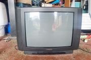16" Black star crt tv
