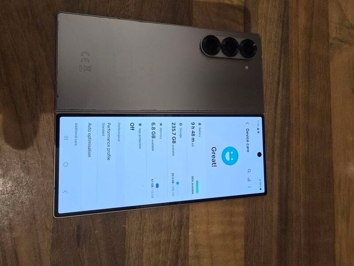 Samaung galaxy z fold 6