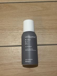 Living proof dry shampoo 90ml