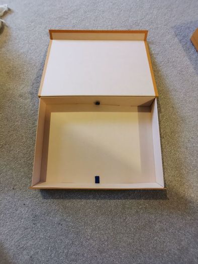 Louis Vuitton box
