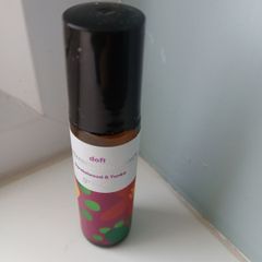 Gruum Sandalwood & Tonka roll-on fragrance, new