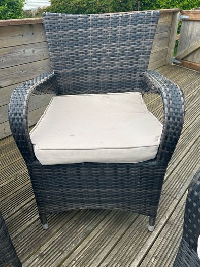 8 seater table and chairs