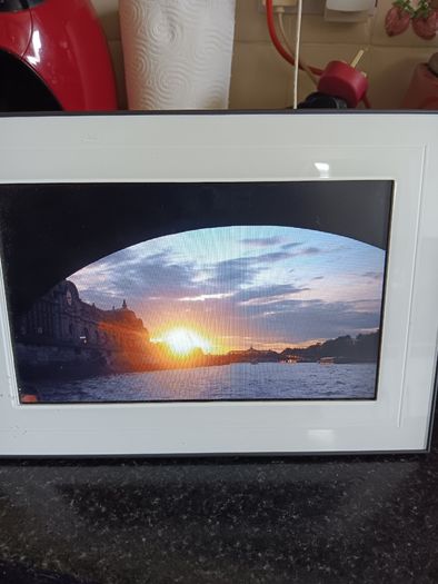 Kodak digital picture frame