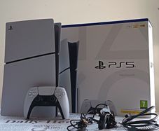 PlayStation 5 1TB disc boxed