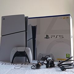 PlayStation 5 1TB disc boxed