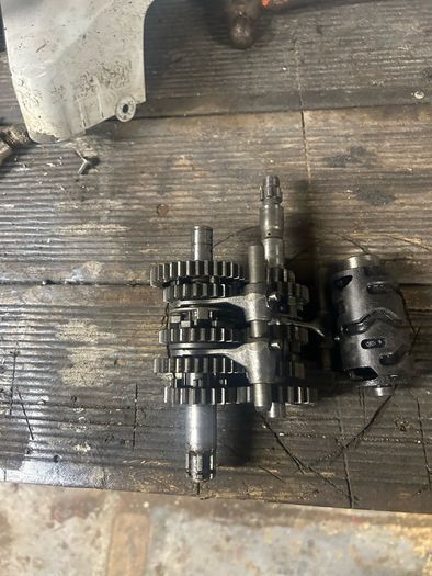 Yamaha TTR125LE Transmission