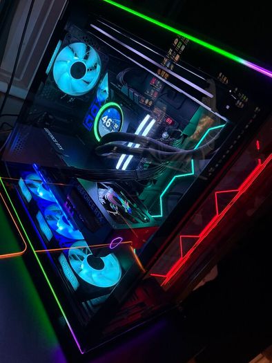 Ultra High-End Gaming PC - RTX 5090 / Intel Ultra 9 / 64GB DDR5