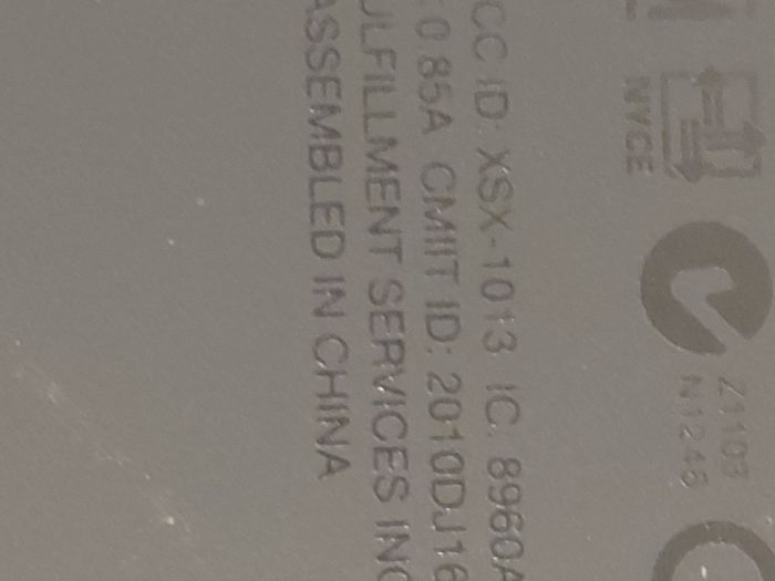 Amazon Kindle, Model No. D00901, Needs new Battery I think, not coming on