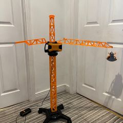 Remote control crane