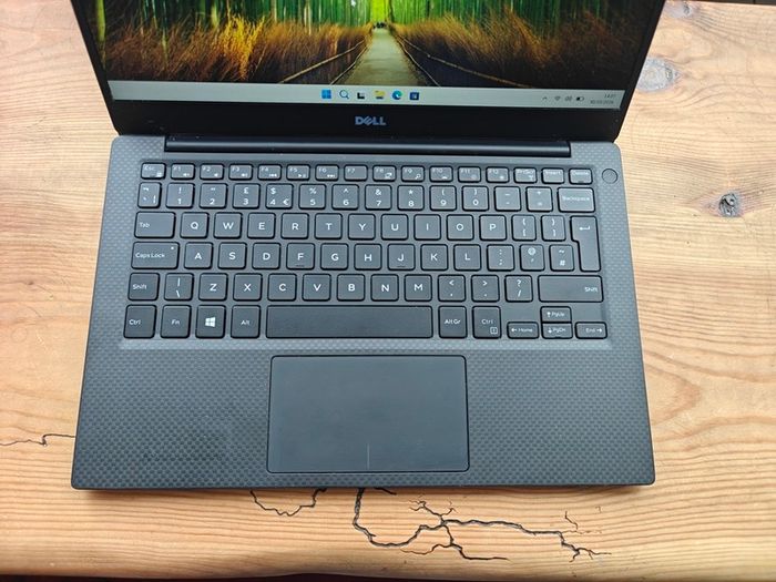 Dell Xps 13-9360 | i7 | 16GB | 256GB | 14" Fhd | Win11