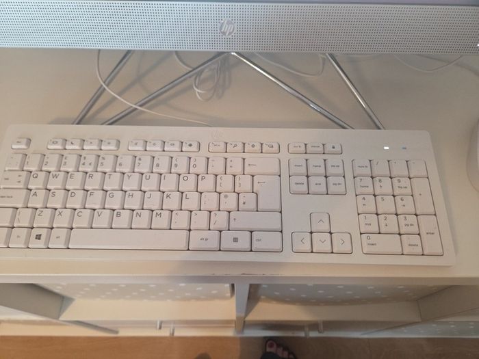 HP 27inch All-in-One PC