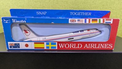 Onur Air 1:200 scale model airplane, Airbus A320 aircraft, made by Wooster, NEW