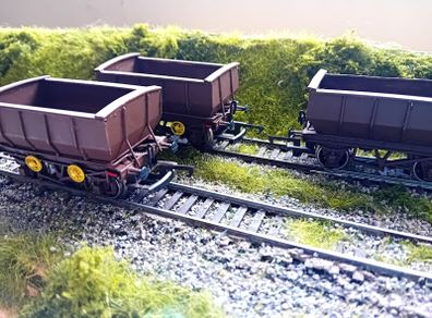 Model  Railway  Irish Ballest Wagons