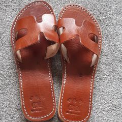Leather Sliders Size 6