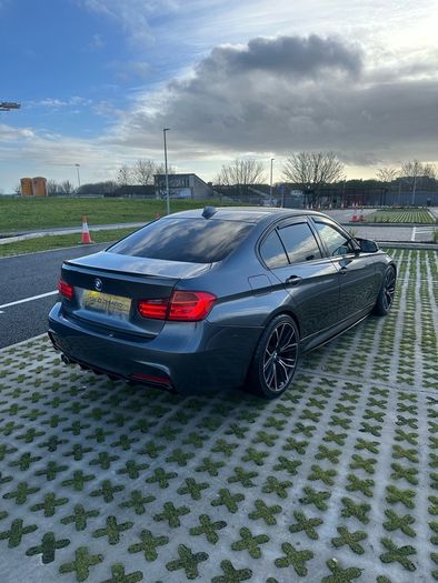 2013 Bmw F30 330d