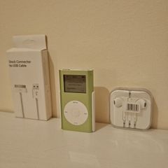 2005 Apple iPod mini A1051 4 GB - 2nd Generation - Green