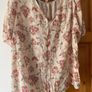 Floral short sleeve top plus size Image 4