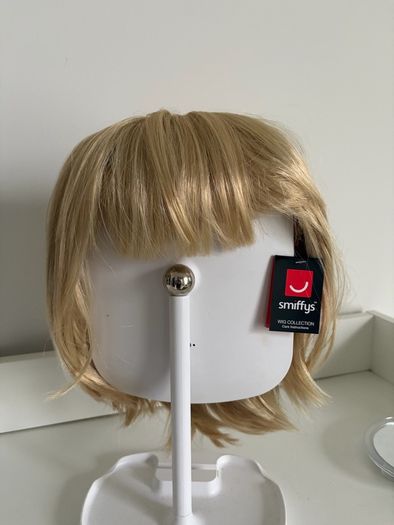 Blonde wig short bangs halloween costume