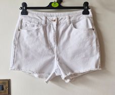 High waisted white shorts