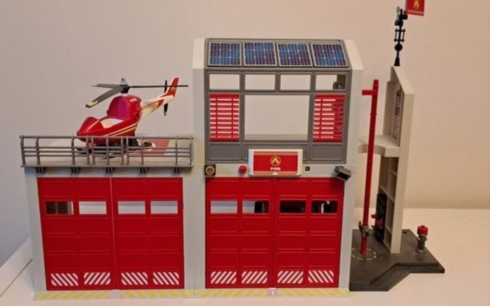 Playmobil fire House Bundle