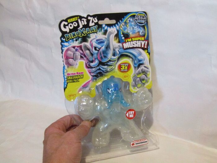 Heroes of Goo Jit Zu Dino X-Ray Ultra Rare Smashadon Ultra Rare Figure Brand New Sealed Rare Hard To Find