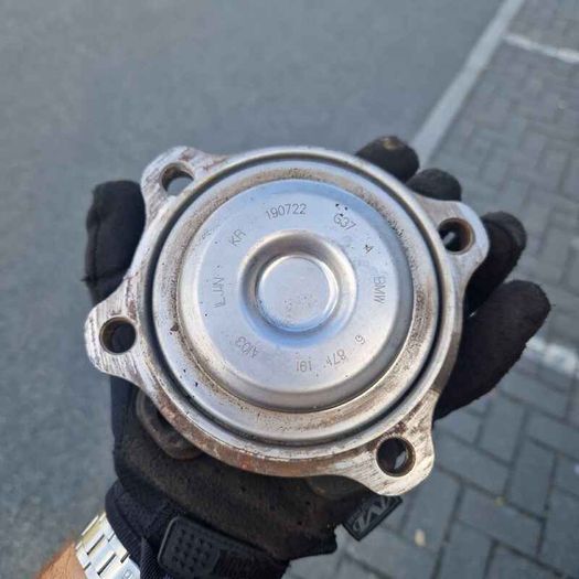 G30 530E Spindle, Wheel Bearing & Wheel Speed Sensor