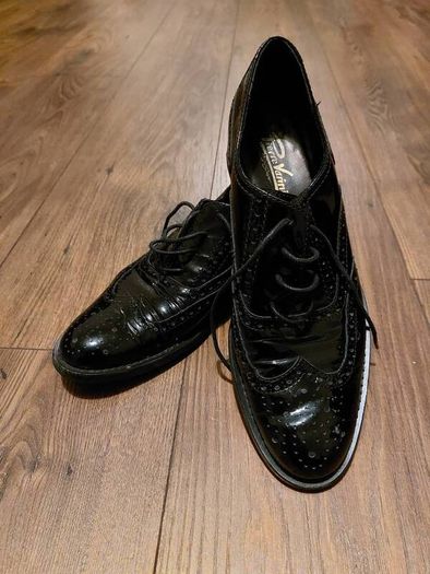 Carl Scarpa shoes- uk7