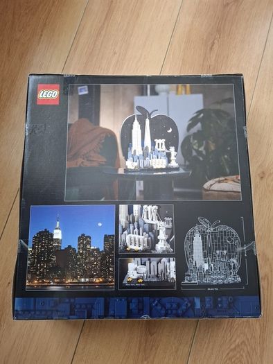 LEGO Architecture 21066 New York City: The Big Apple