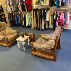 2 arm chairs