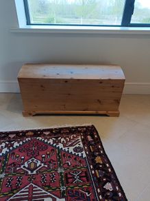 Pine blanket box 89cm w x 58h