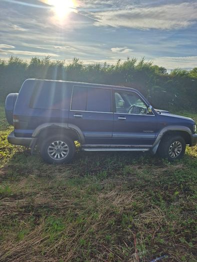 Isuzu tropper