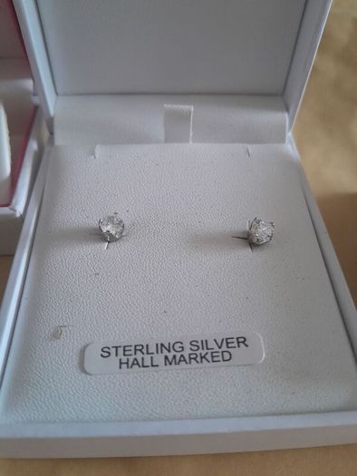 ladies silver earrings