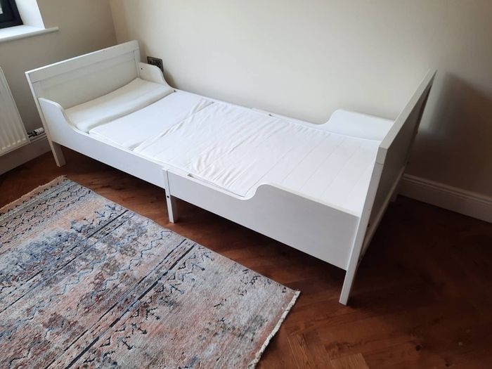 extendable IKEA child's bed
