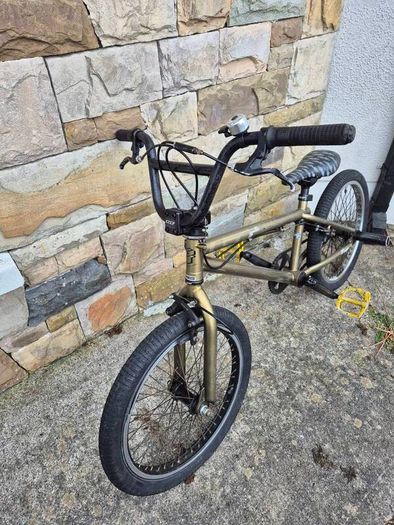 BMX style jump bike