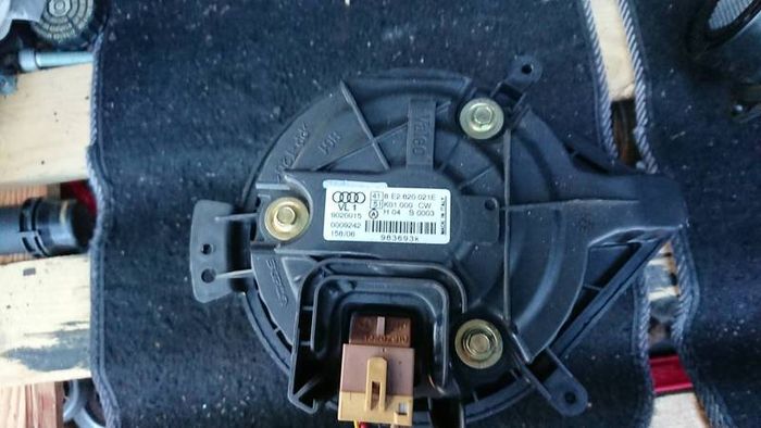 Audi a4 b6 b7 1.6 1.8T 1.9tdi 2.0tdi interior blower motor. Air con s-line parts breaking BRE BLB manual audi a4 b6 b7 window regulators glass motors
