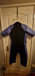 Mountain warehouse shorty wetsuit size 16-18
