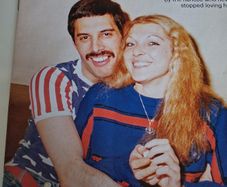 Queen/ Freddie Mercury / Mary Austin - Sunday Times