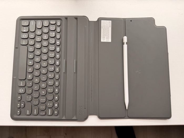 iPad 9th Gen 64GB (2021) with keyboard cover and Apple Pencil