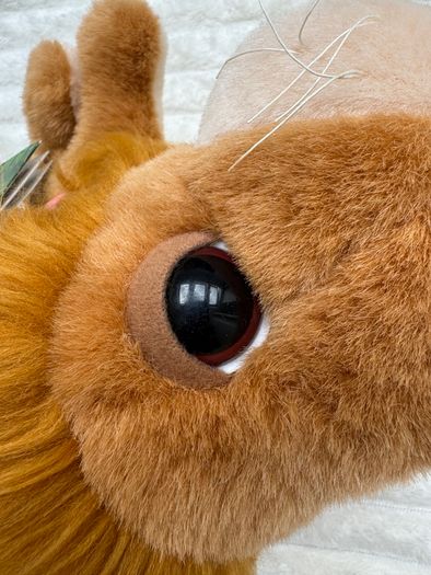Big Headz Lion Dreamy Eyes Used Please see pictures