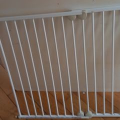 Safety gate
