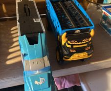 hotwheels trucks
