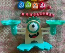 Hape Monster Maths Scales