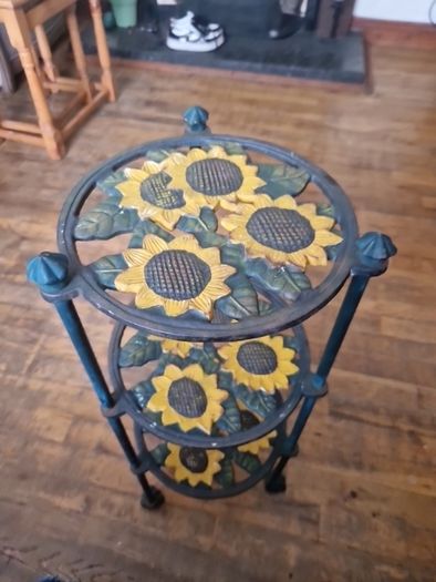 plant stand