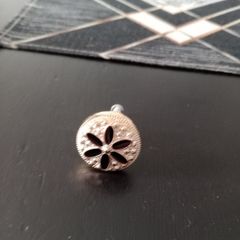 Kitchen knobs