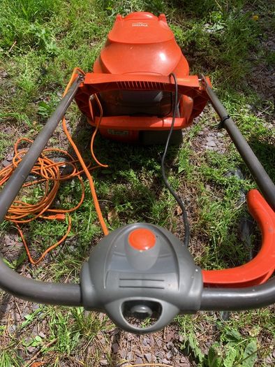 Husqvarna Flymo Hover Vac 280